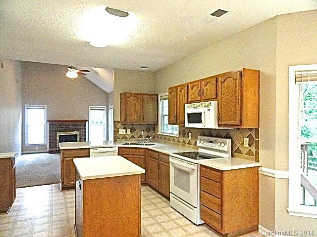 3883 Meadow Ridge Court Northwest Concord, NC 28027 - Photo 5 of 22 Gallery Image 5