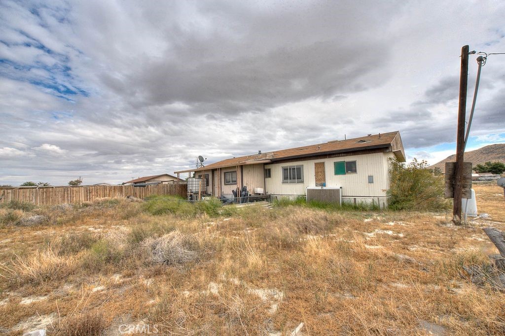 1212 Smith Adelanto, CA 92301 - Photo 29 of 37
