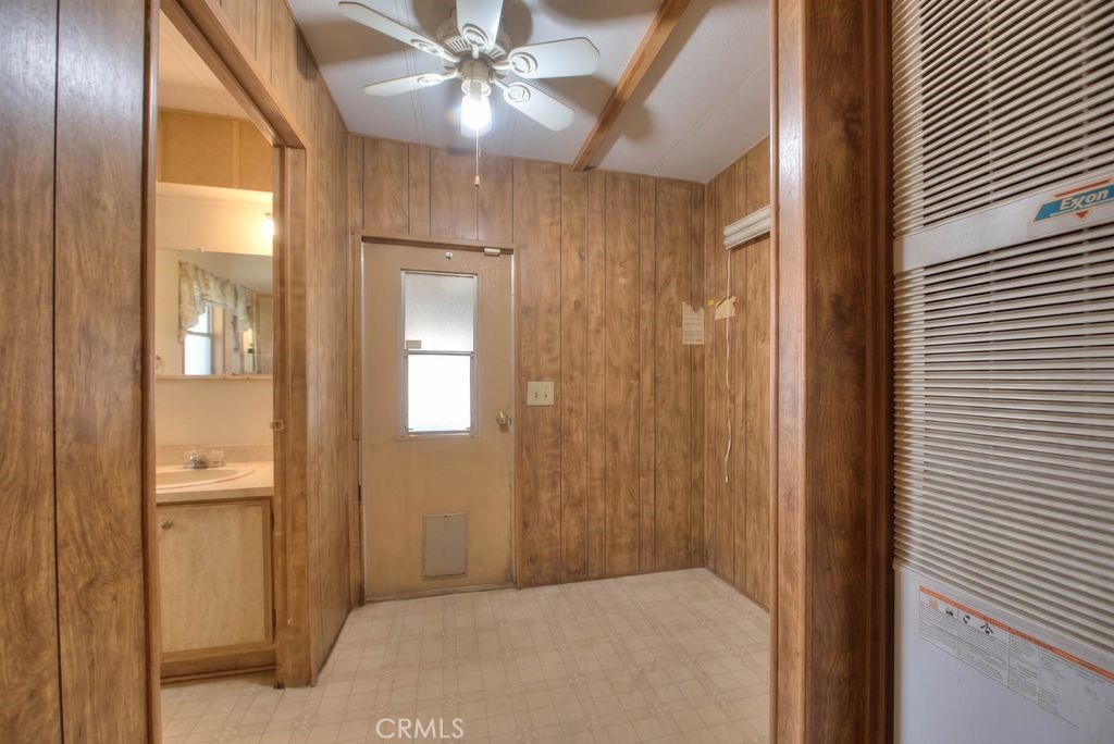 1212 Smith Adelanto, CA 92301 - Photo 10 of 37