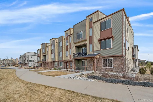 $655,000 | 13704 Via Varra, Broomfield, CO 80020