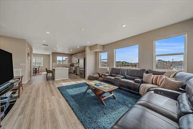 $655,000 | 13704 Via Varra, Broomfield, CO 80020