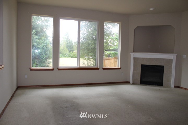 11829 Southeast 191 Street Renton, WA 98058 - Photo 11 of 23 Gallery Image 11