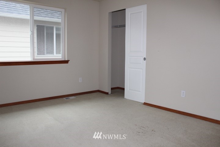 11829 Southeast 191 Street Renton, WA 98058 - Photo 14 of 23 Gallery Image 14