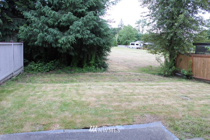11829 Southeast 191 Street Renton, WA 98058 - Photo 3 of 23 Gallery Image 3
