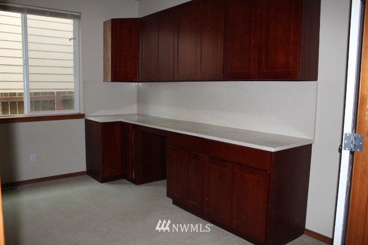 11829 Southeast 191 Street Renton, WA 98058 - Photo 6 of 23 Gallery Image 6