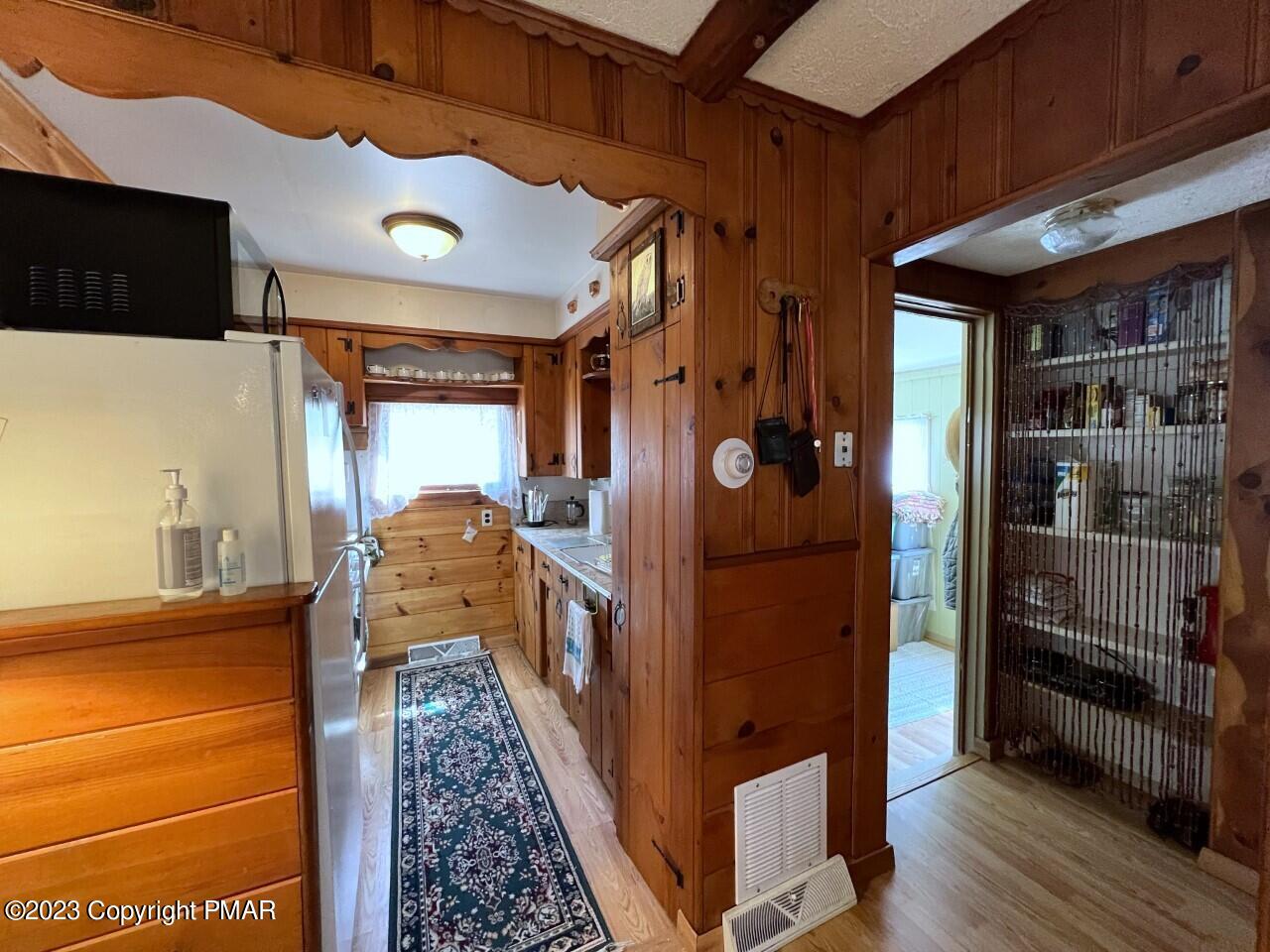 129 East Balsam Road Greentown, PA 18426 - Photo 16 of 23 kitchen/ pantry