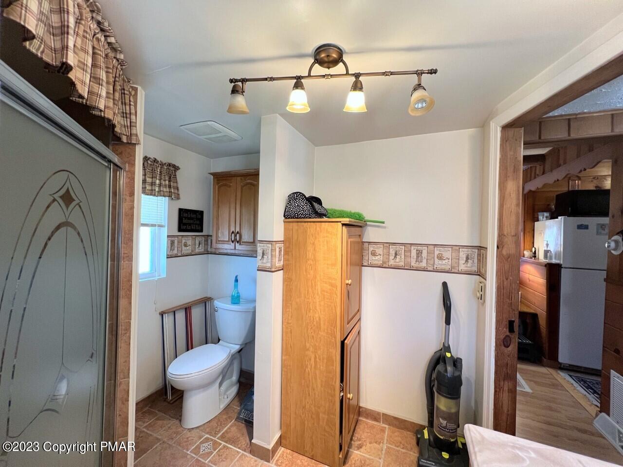 129 East Balsam Road Greentown, PA 18426 - Photo 20 of 23 bathroom