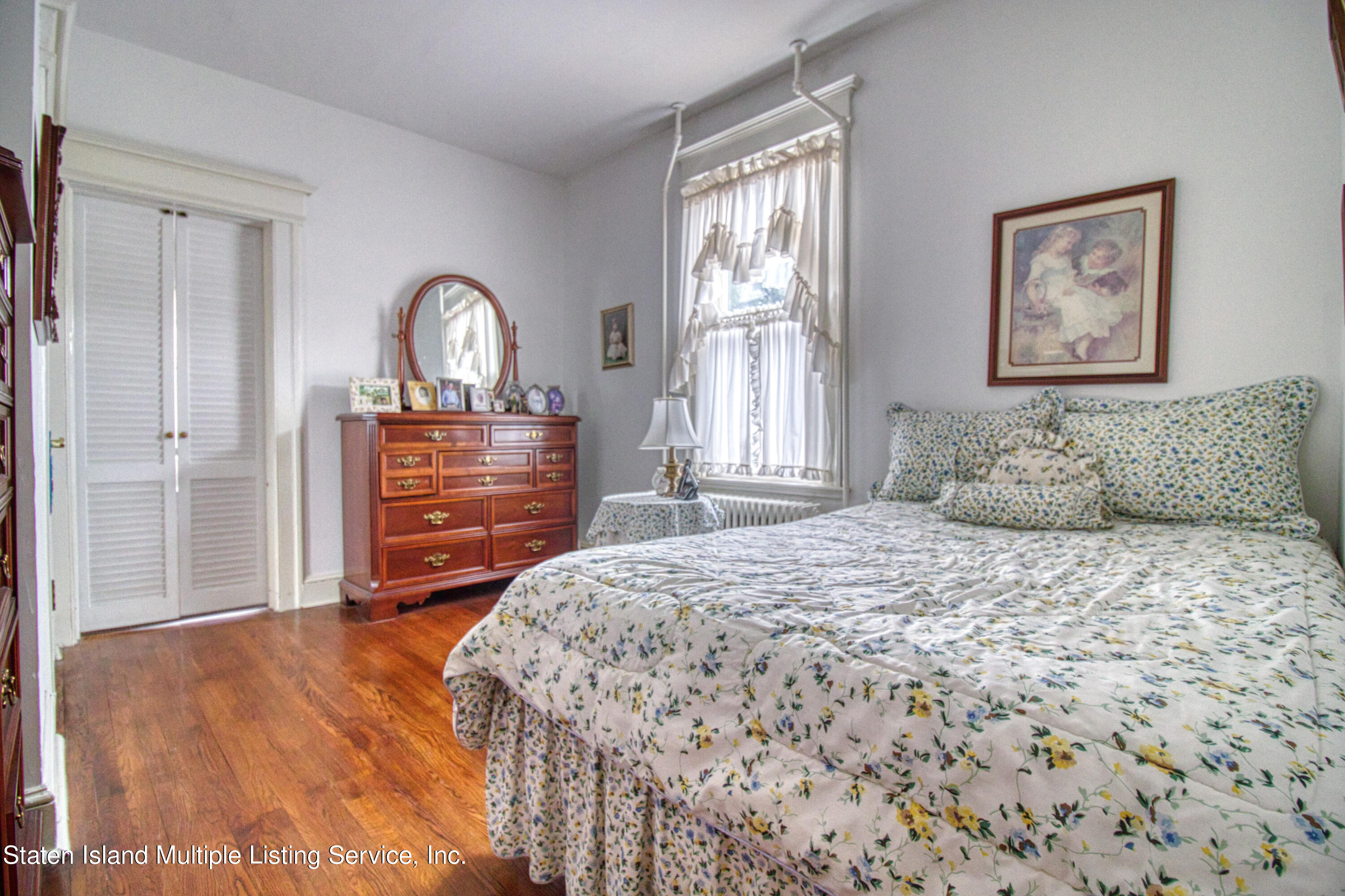 476 Clove Road Staten Island, NY 10310 - Photo 28 of 40 Bedroom