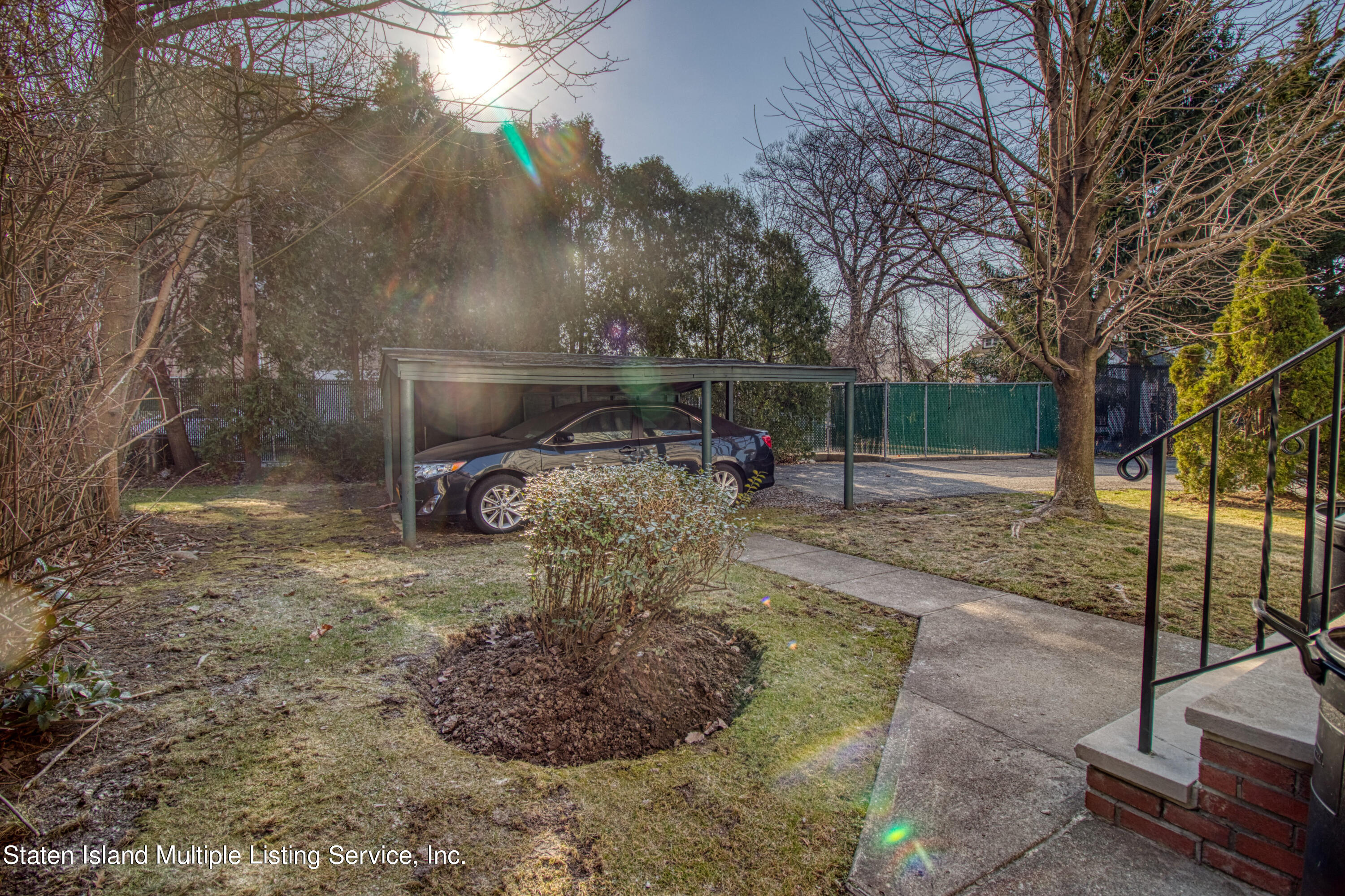 476 Clove Road Staten Island, NY 10310 - Photo 34 of 40 Backyard