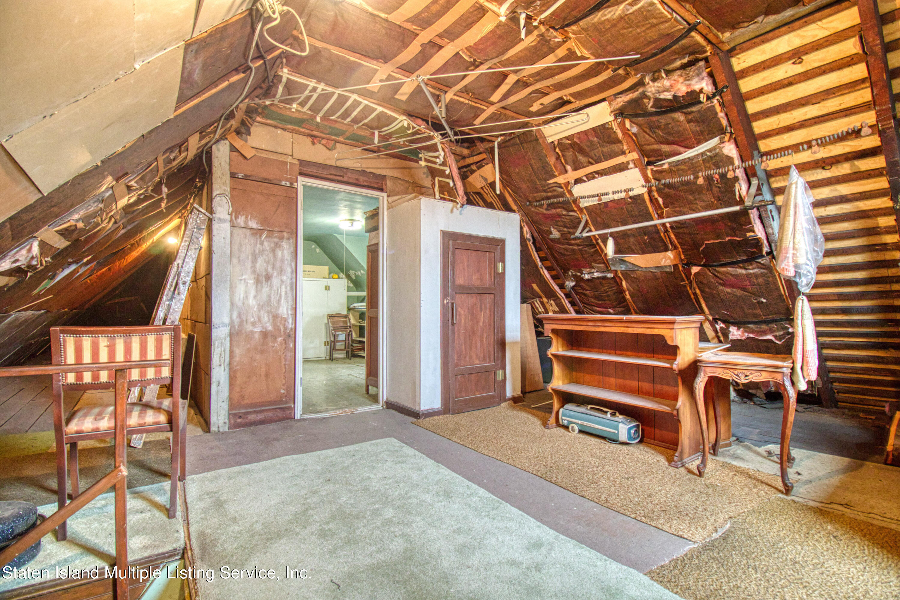 476 Clove Road Staten Island, NY 10310 - Photo 4 of 40 17032022_14