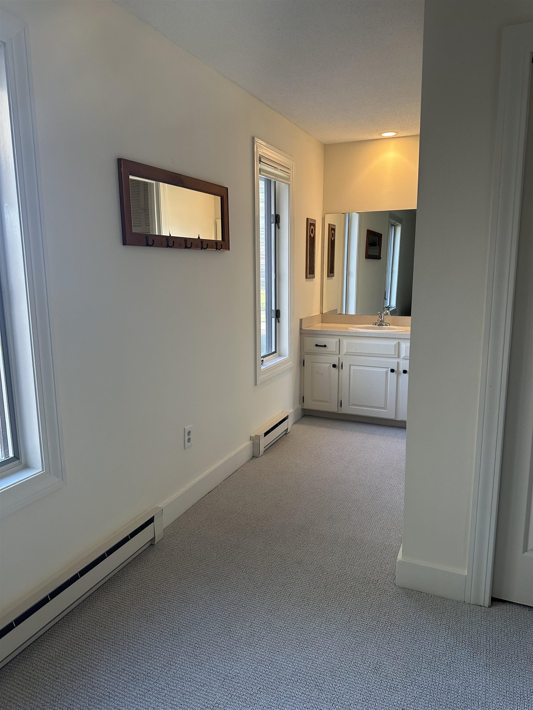 355 Lyman Batcheller Road, Unit B Hartford, VT 05059 - Photo 14 of 18