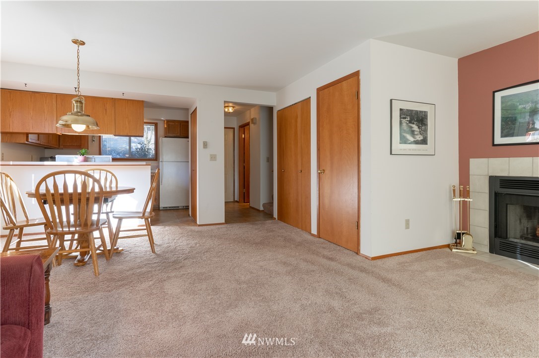 18910 Bothell Everett Highway, Unit N4 Bothell, WA 98012 - Photo 5 of 18 Gallery Image 5