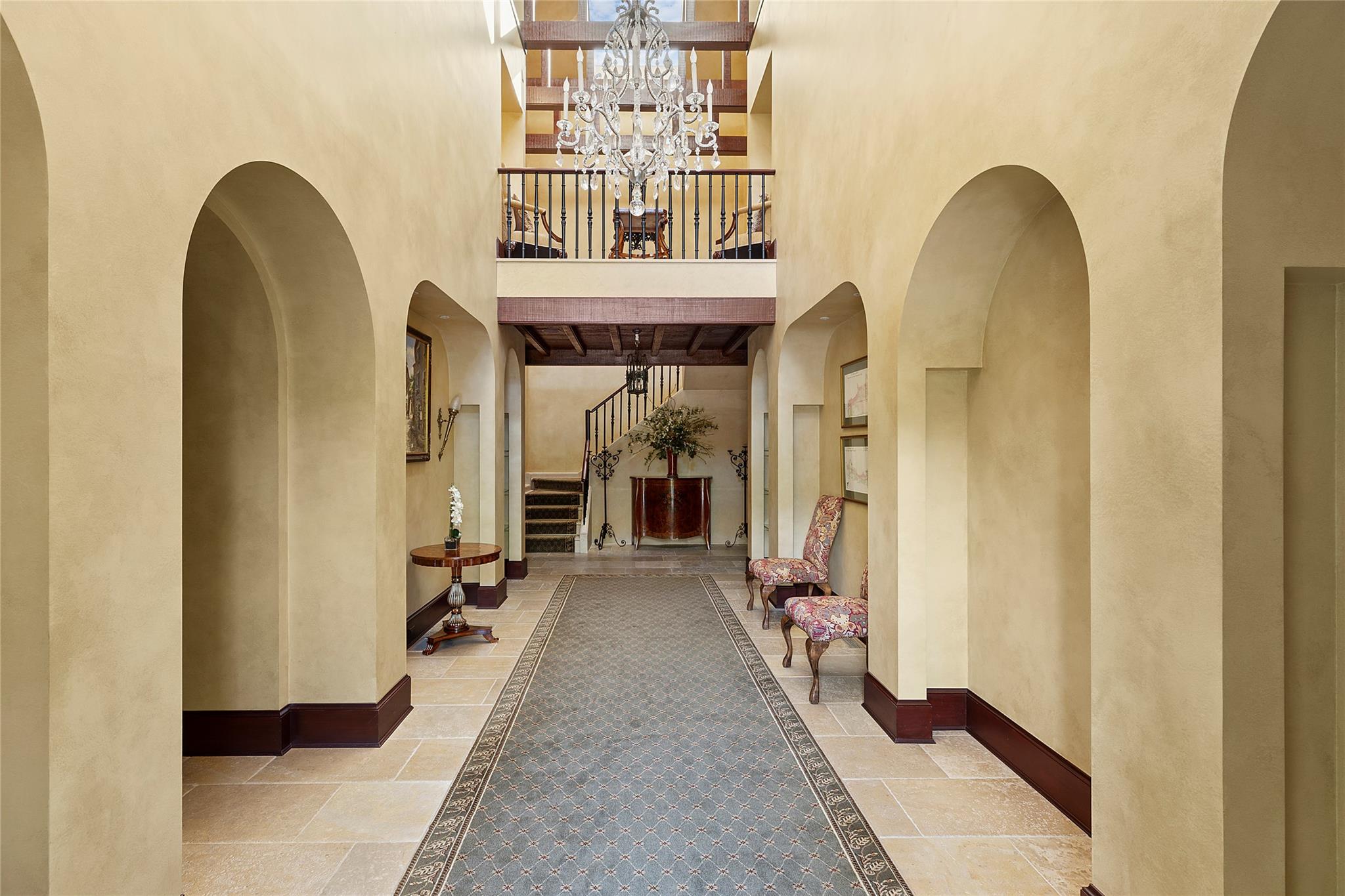 5 Half Moon Lane Sands Point, NY 11050 - Photo 2 of 35 a view of a bathroom with mirror and door