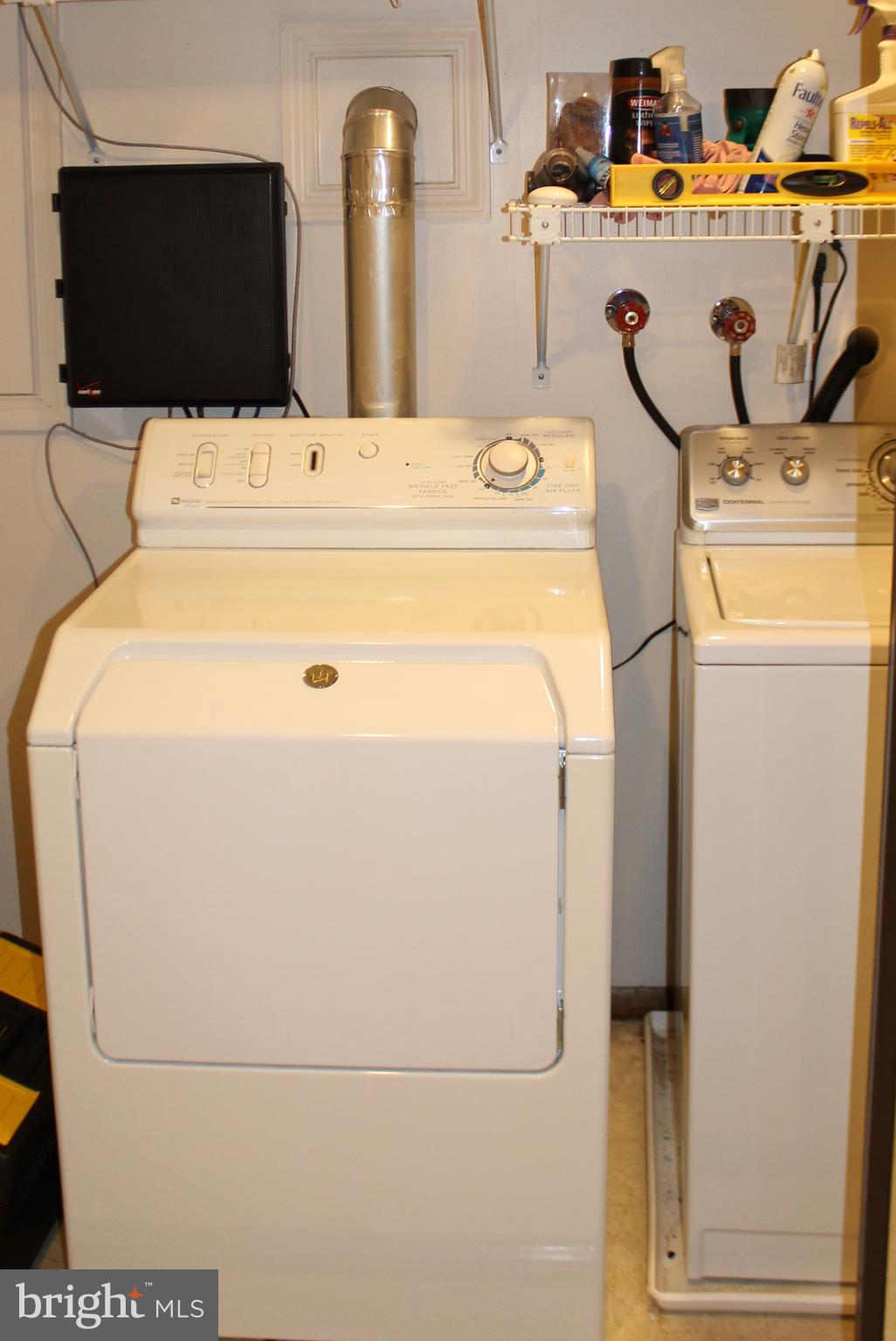 7721 Baggins Road Hanover, MD 21076 - Photo 29 of 33 Laundry room