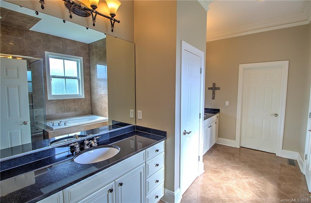 9411 Wheatfield Road Charlotte, NC 28277 - Photo 13 of 25 Gallery Image 13
