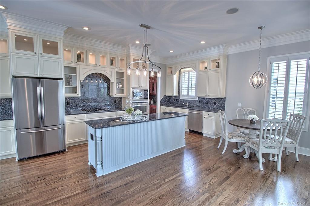 9411 Wheatfield Road Charlotte, NC 28277 - Photo 8 of 25 Gallery Image 8