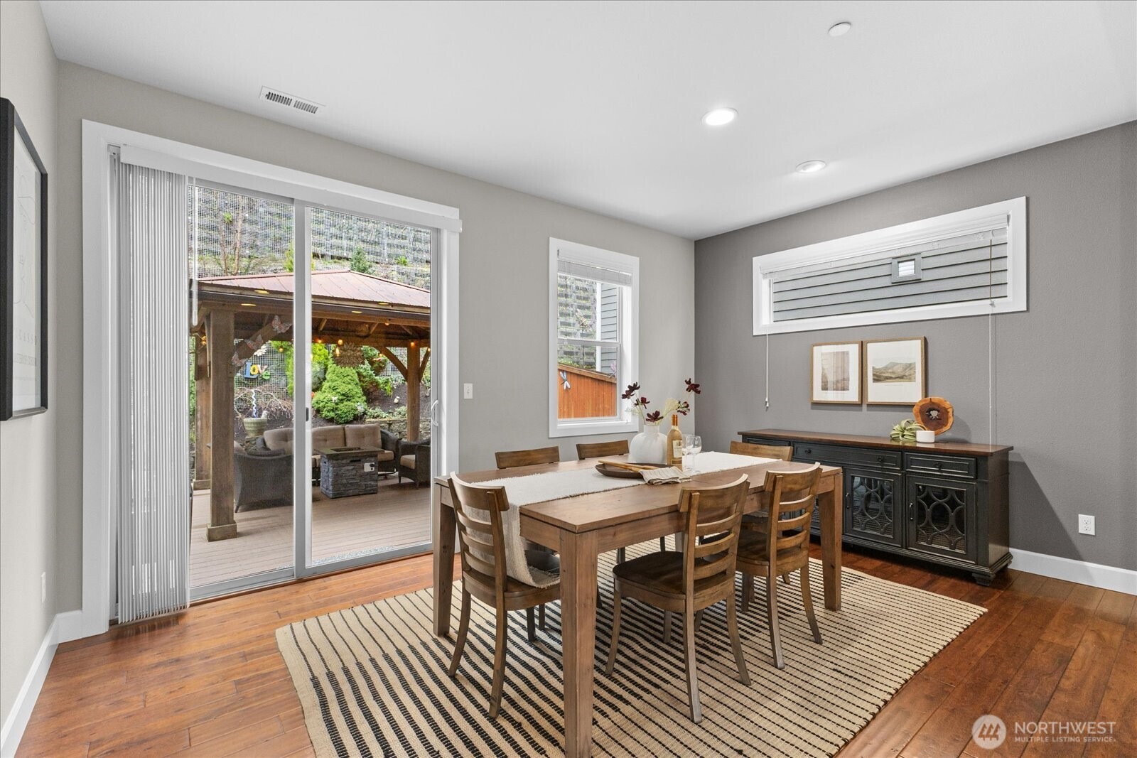 20048 94th Drive Northeast Bothell, WA 98011 - Photo 10 of 30