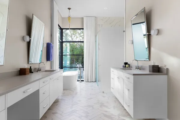 $7,950,000 | 101 Stratford Reserve Place, Austin, TX 78746