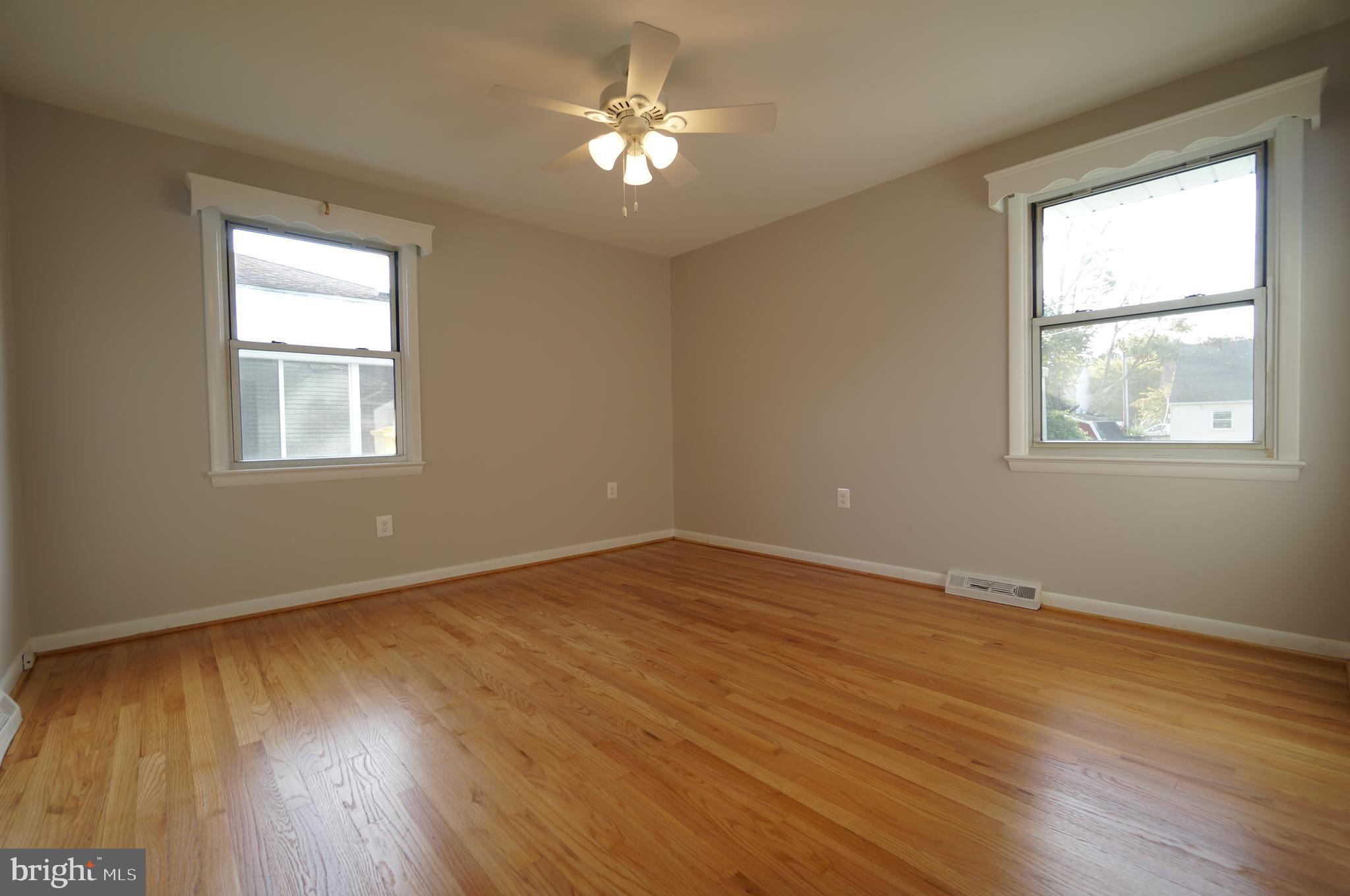 704 Edgewood Road Linthicum Heights, MD 21090 - Photo 14 of 49