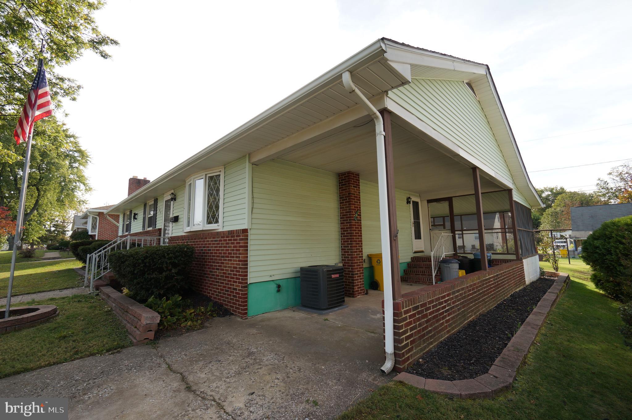 704 Edgewood Road Linthicum Heights, MD 21090 - Photo 4 of 49