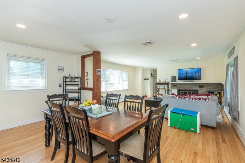 11 Hunters Lane Sparta, NJ 07871 - Photo 9 of 23