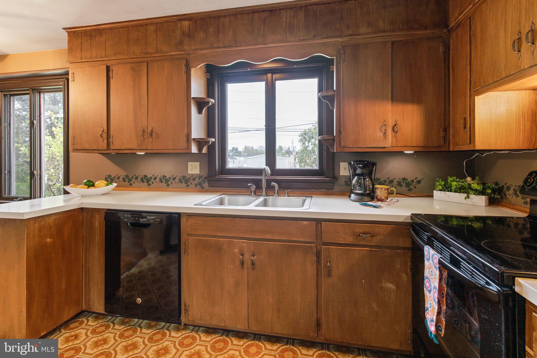 76 Horseshoe Road Leola, PA 17540 - Photo 11 of 35