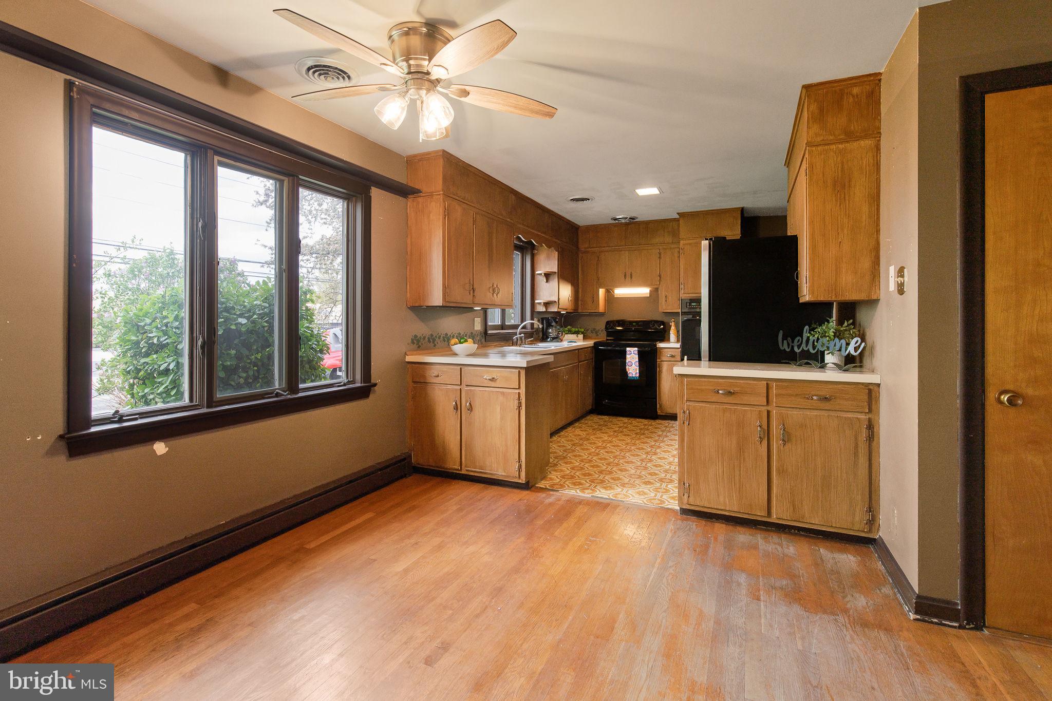 76 Horseshoe Road Leola, PA 17540 - Photo 8 of 35