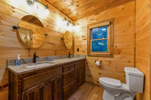 $899,999 | 12 Heritage Drive, Mineral Bluff, GA 30559