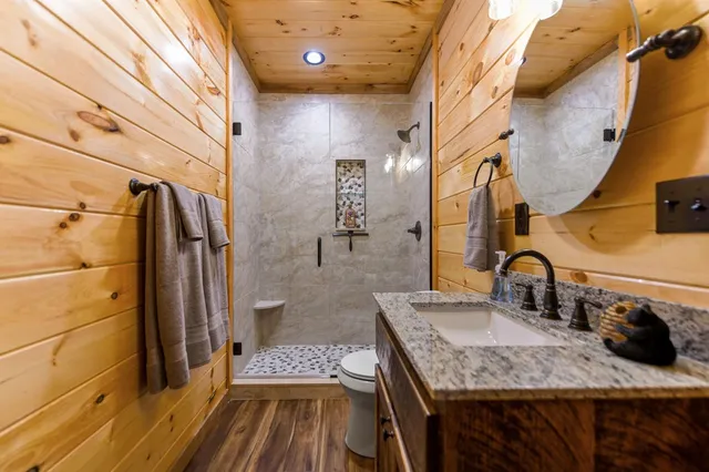 $899,999 | 12 Heritage Drive, Mineral Bluff, GA 30559