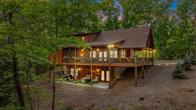 $899,999 | 12 Heritage Drive, Mineral Bluff, GA 30559