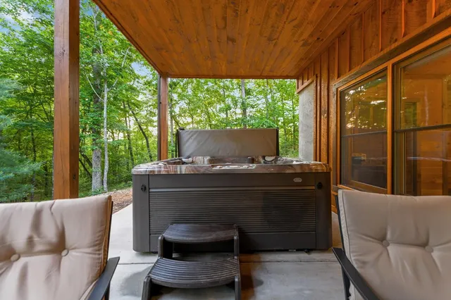 $899,999 | 12 Heritage Drive, Mineral Bluff, GA 30559