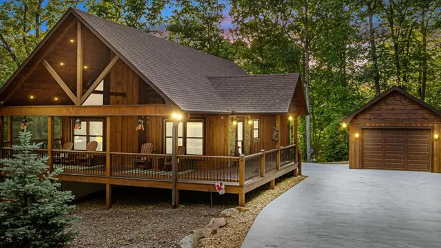 $899,999 | 12 Heritage Drive, Mineral Bluff, GA 30559