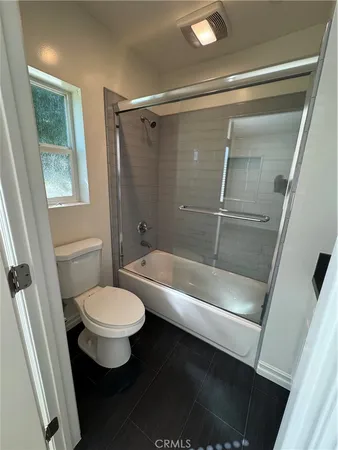 $3,700 | 2304 North Catalina Street, Burbank, CA 91504