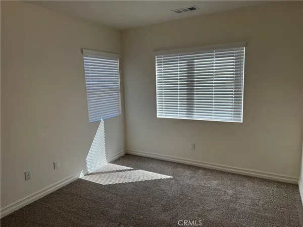 $3,700 | 2304 North Catalina Street, Burbank, CA 91504