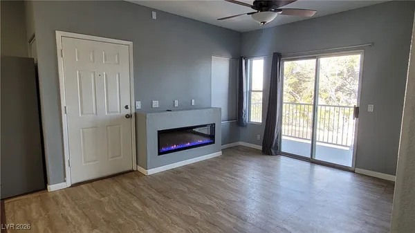 $189,900 | 2201 Ramsgate Drive, Unit 923, Henderson, NV 89074