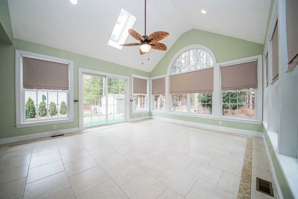 43 Canedy Street Wareham, MA 02576 - Photo 11 of 38