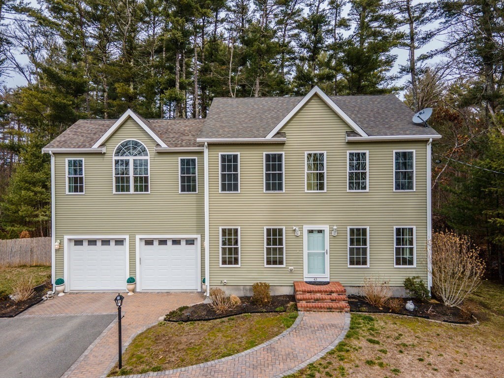 43 Canedy Street Wareham, MA 02576 - Photo 2 of 38