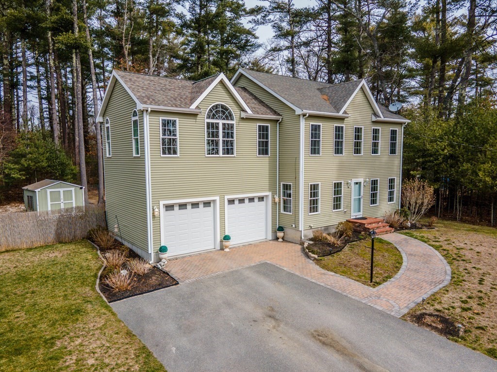 43 Canedy Street Wareham, MA 02576 - Photo 3 of 38