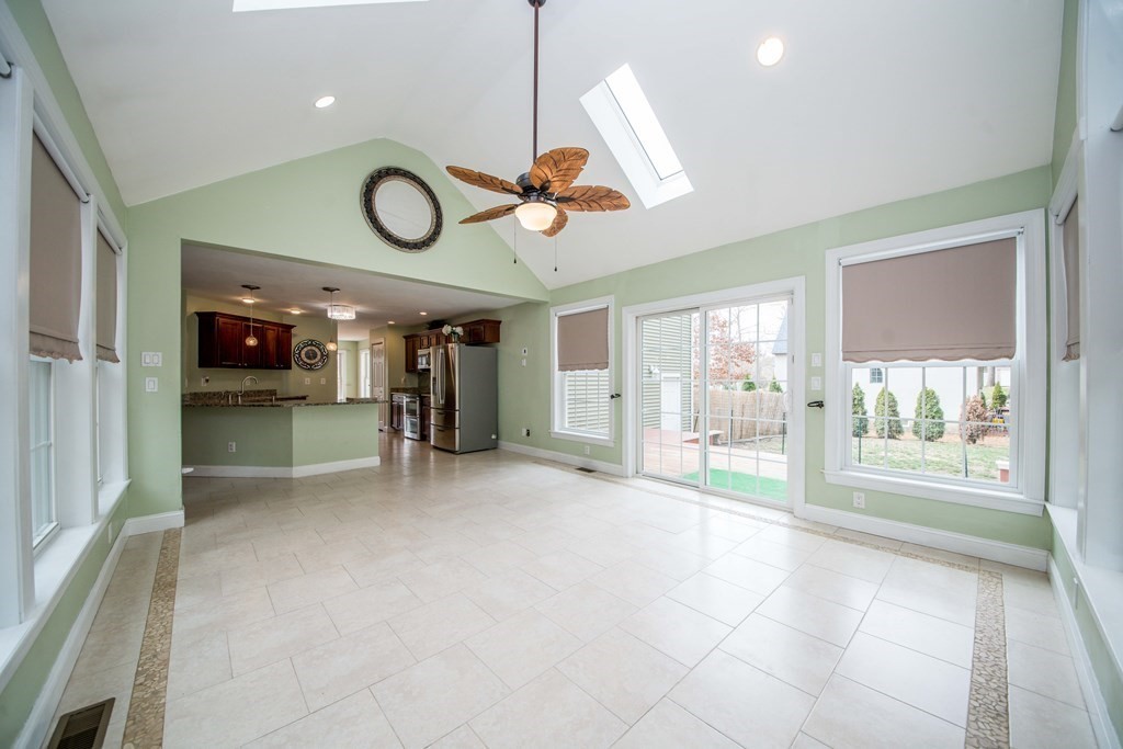 43 Canedy Street Wareham, MA 02576 - Photo 10 of 38