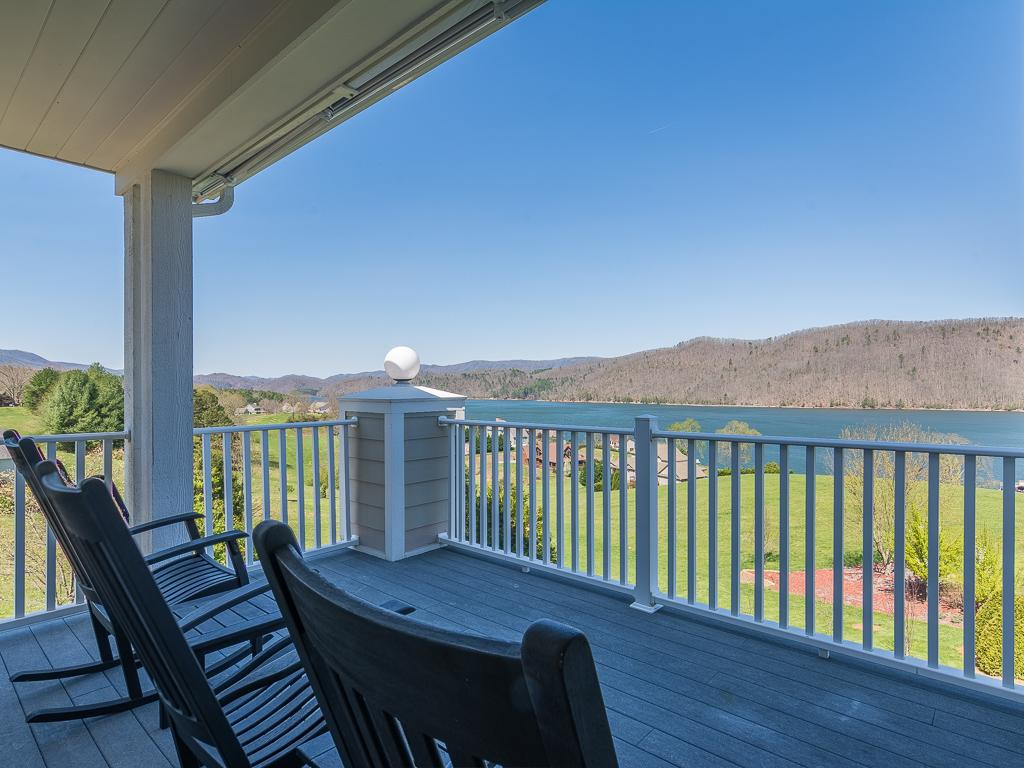 142 Harbor View Road Butler, TN 37640 - Photo 25 of 36 Deck