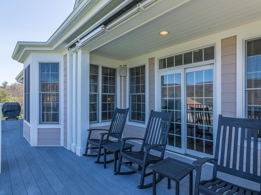 142 Harbor View Road Butler, TN 37640 - Photo 26 of 36 Deck