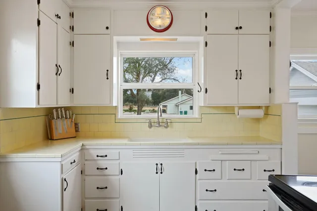 $899,000 | 23418 Mackville Road, Clements, CA 95227