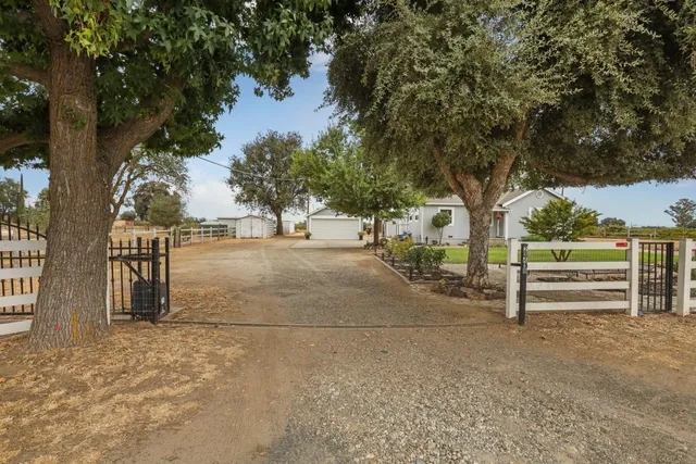 $899,000 | 23418 Mackville Road, Clements, CA 95227