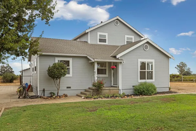 $899,000 | 23418 Mackville Road, Clements, CA 95227