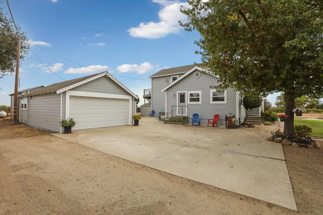 $899,000 | 23418 Mackville Road, Clements, CA 95227