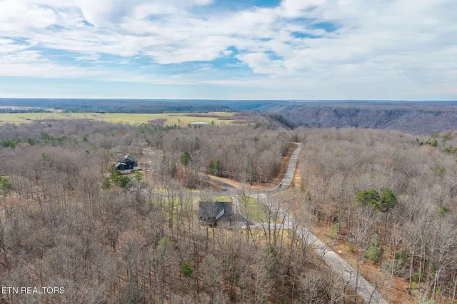 $444,999 | 1174 Hargis Road, Grimsley, TN 38565