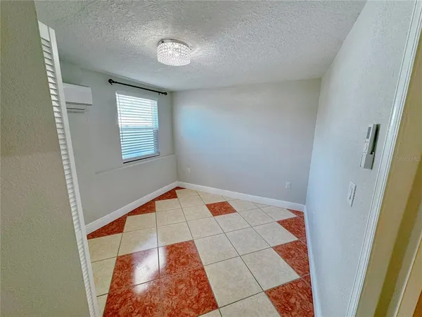 $1,250 | Undisclosed Address, Orlando, FL 32808