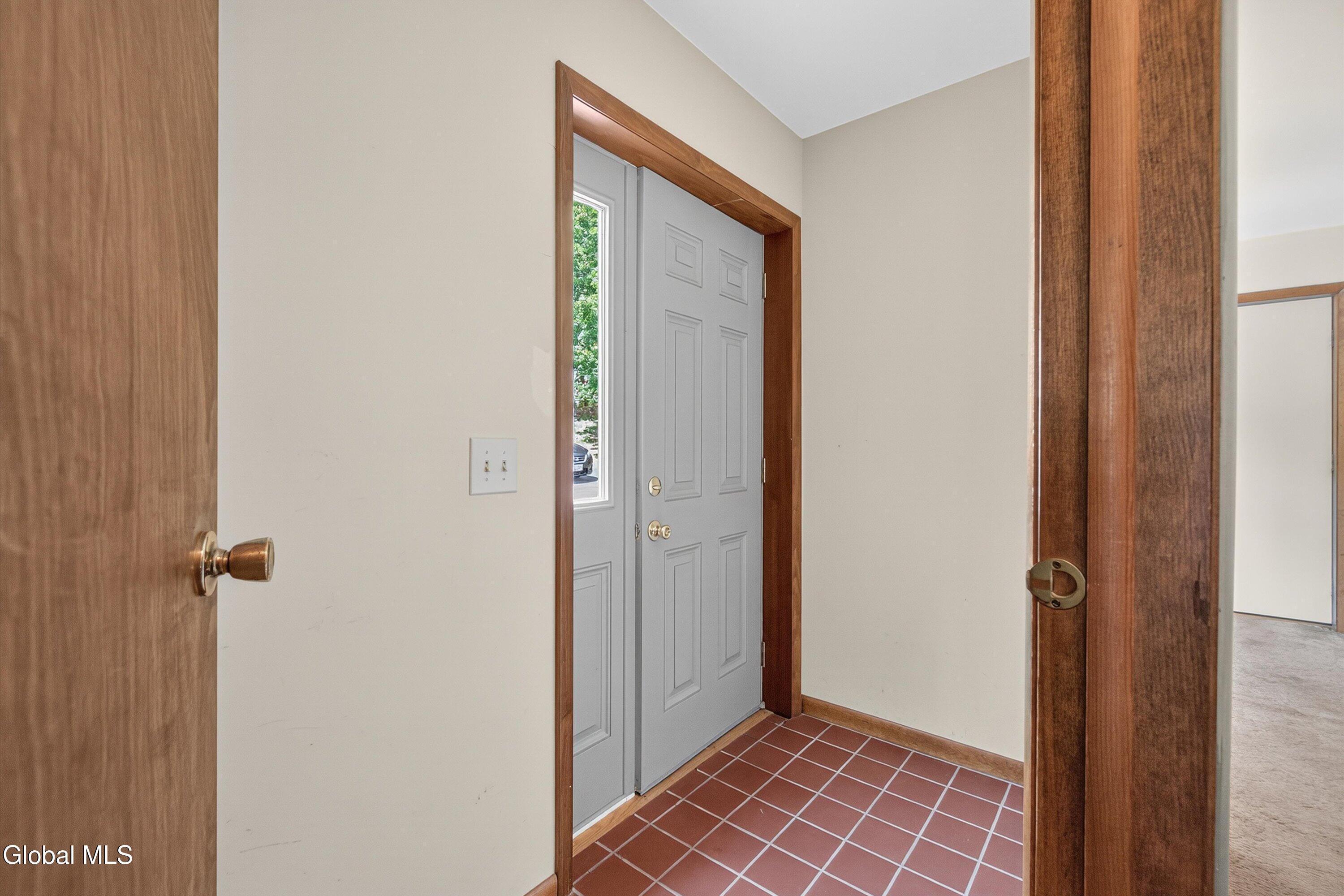 01-96 Vosburgh Rd-1