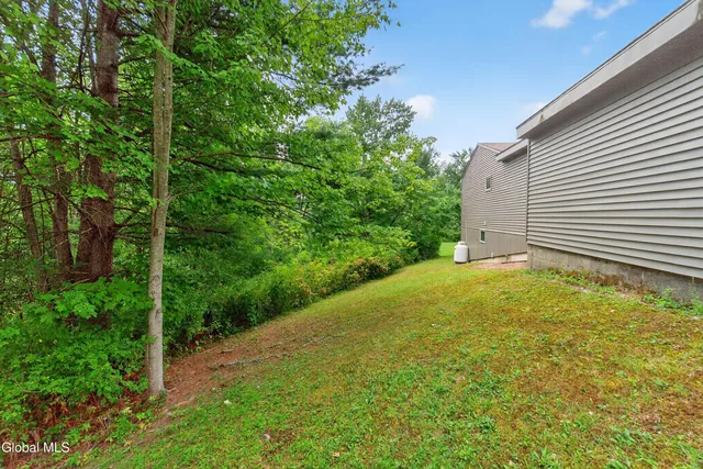 $315,000 | 96 Vosburgh Road, Poestenkill, NY 12018