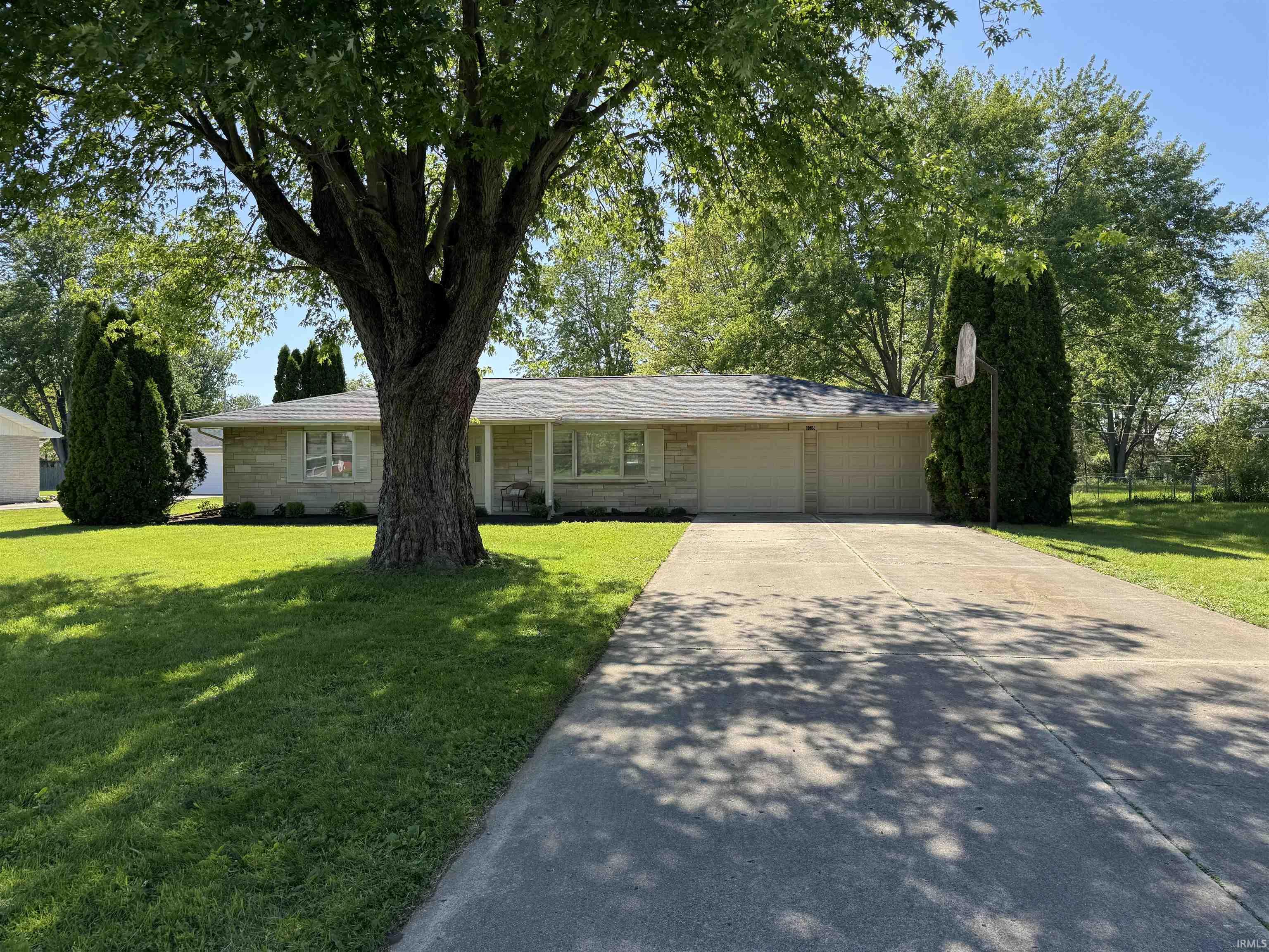 3605 North Benton Road Muncie, IN 47304 - Photo 1 of 20